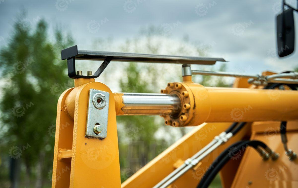 Фронтальный погрузчик Yugong 930: фото 6