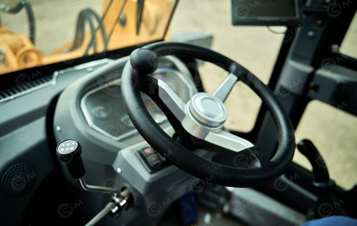 Фронтальный погрузчик Yugong 930: фото 16