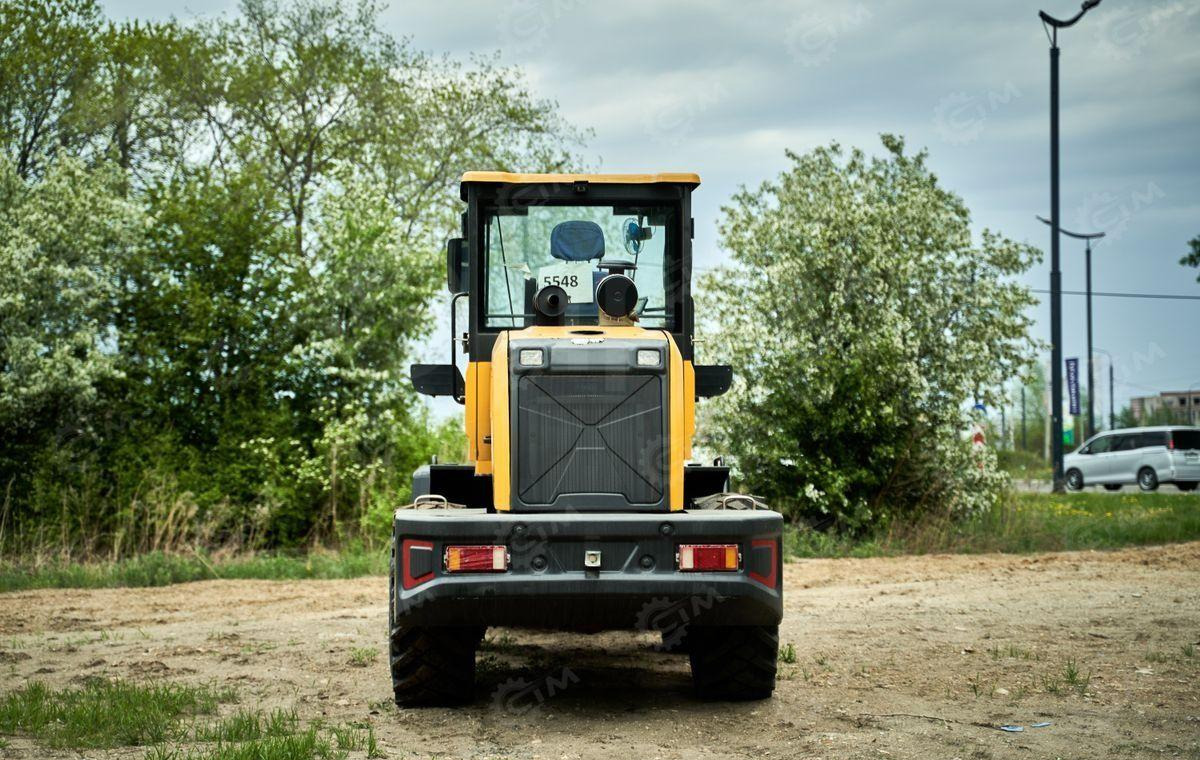 Колёсный погрузчик Yugong 930: фото 7