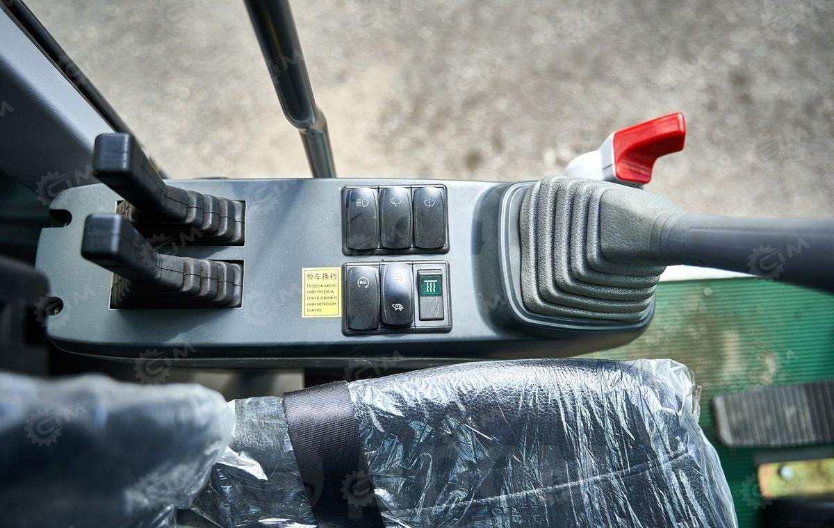 Новый Колёсный экскаватор Yugong YG160: фото 11 Новый Колёсный экскаватор Yugong YG160: фото 11