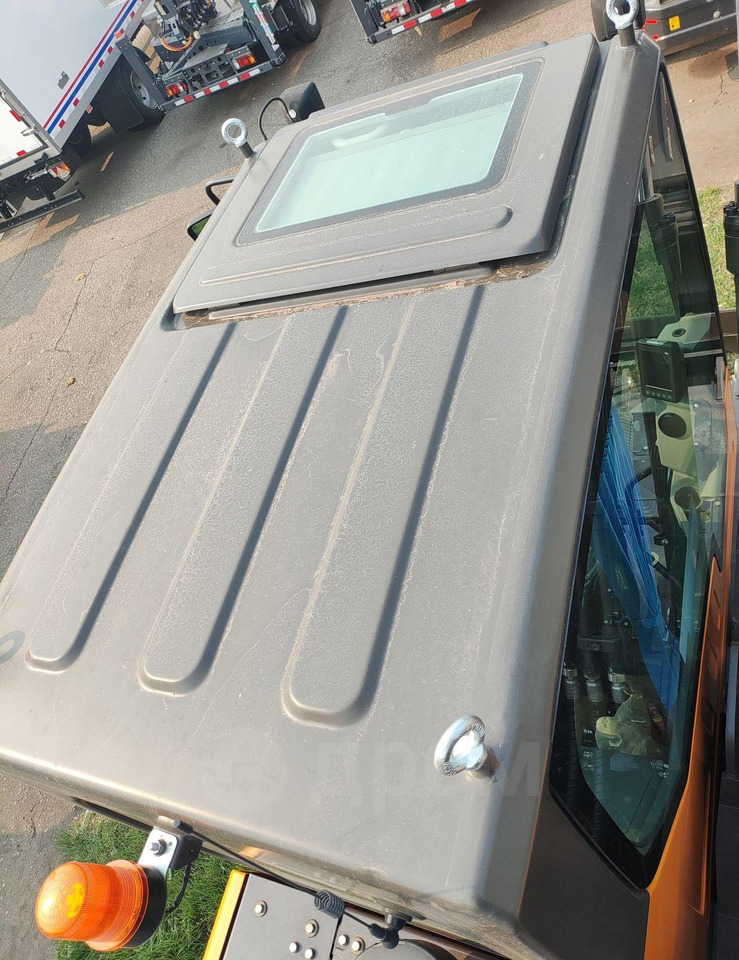 Новый Колёсный экскаватор Yugong YG160: фото 11 Новый Колёсный экскаватор Yugong YG160: фото 11