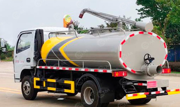 Ассенизатор (вакуумная машина) на шасси ISUZU 4x2 700P дв 139kw бочка 6м3 насос XD-240 - Ассенизатор: фото 1 Ассенизатор (вакуумная машина) на шасси ISUZU 4x2 700P дв 139kw бочка 6м3 насос XD-240 - Ассенизатор: фото 1