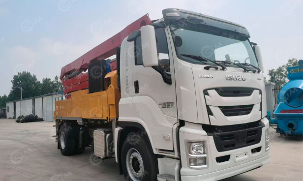 Автобетононасос JIUHE на шасси ISUZU 4х2 дв 151kw высота 17м - Автобетононасос: фото 1 Автобетононасос JIUHE на шасси ISUZU 4х2 дв 151kw высота 17м - Автобетононасос: фото 1