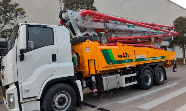 Автобетононасос XCMG HB43V на шасси ISUZU 6x4 дв 309kw 43 метра - Автобетононасос: фото 1 Автобетононасос XCMG HB43V на шасси ISUZU 6x4 дв 309kw 43 метра - Автобетононасос: фото 1
