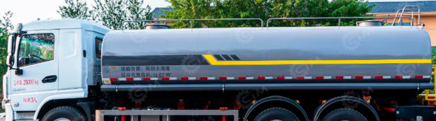 Автоцистерна на шасси ISUZU 6х4 дв 279kw цистерна 20м3. Назначение-перевозка воды - Грузовик-цистерна: фото 1 Автоцистерна на шасси ISUZU 6х4 дв 279kw цистерна 20м3. Назначение-перевозка воды - Грузовик-цистерна: фото 1