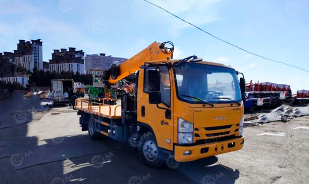 Автокран-автовышка на шасси ISUZU 4x2 дв 96kw крановая установка гп 5т, высота подъема 23м, ПДУ - Мобильный кран: фото 1 Автокран-автовышка на шасси ISUZU 4x2 дв 96kw крановая установка гп 5т, высота подъема 23м, ПДУ - Мобильный кран: фото 1