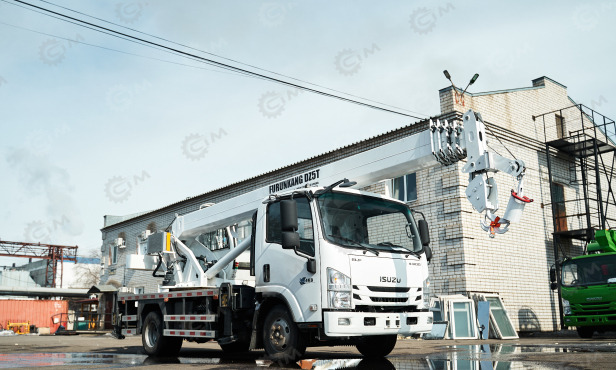Автокран на шасси ISUZU 4x2 дв.151kw крановая установка FURUNKANG DZ5T гп 5т стрела 20м с ямоб - Мобильный кран: фото 1 Автокран на шасси ISUZU 4x2 дв.151kw крановая установка FURUNKANG DZ5T гп 5т стрела 20м с ямоб - Мобильный кран: фото 1