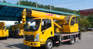 Автокран на шасси ISUZU 4x2 дв 96кВт/130л.с. VIGRUS STSQ5-5*6 г/п 5т 6 секций 26м - Мобильный кран: фото 1 Автокран на шасси ISUZU 4x2 дв 96кВт/130л.с. VIGRUS STSQ5-5*6 г/п 5т 6 секций 26м - Мобильный кран: фото 1