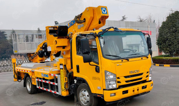 Автовышка XCMG GKS32 на шасси ISUZU 4Х2 дв 139kw высота подъёма 32м - Грузовик с подъемником: фото 1 Автовышка XCMG GKS32 на шасси ISUZU 4Х2 дв 139kw высота подъёма 32м - Грузовик с подъемником: фото 1