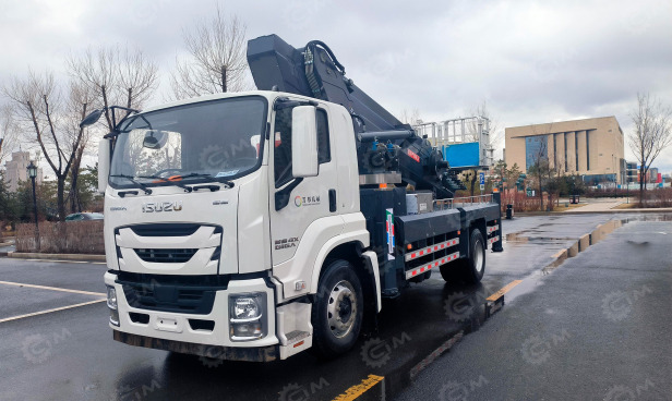 Автовышка на шасси ISUZU 4Х2 дв 221Kw высота подъёма 50м - Грузовик с подъемником: фото 1 Автовышка на шасси ISUZU 4Х2 дв 221Kw высота подъёма 50м - Грузовик с подъемником: фото 1