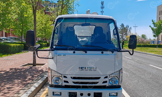 Автовышка на шасси ISUZU 4Х4 дв 96kw высота подъёма 14м - Грузовик с подъемником: фото 1 Автовышка на шасси ISUZU 4Х4 дв 96kw высота подъёма 14м - Грузовик с подъемником: фото 1