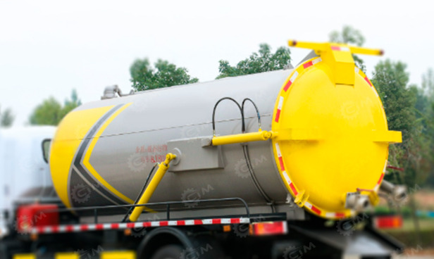 Бочка для илососа 8м3 насос SK-20 - Ассенизатор: фото 1 Бочка для илососа 8м3 насос SK-20 - Ассенизатор: фото 1