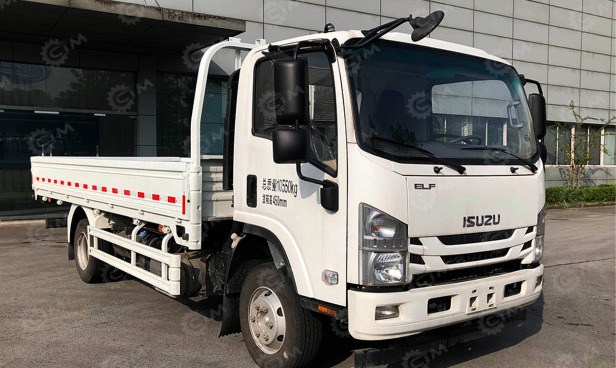 Бортовой грузовик ISUZU 4x2 дв 139kw гп 6т кузов 5508x2300х550 с тентом - Грузовик бортовой/ Платформа: фото 1 Бортовой грузовик ISUZU 4x2 дв 139kw гп 6т кузов 5508x2300х550 с тентом - Грузовик бортовой/ Платформа: фото 1