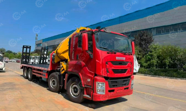 Эвакуатор на шасси ISUZU 8x4 дв 338Kw гп 23т с гидравлическим КМУ XCMG SQZ330-6 гп 16т, гидравл - Эвакуатор: фото 1 Эвакуатор на шасси ISUZU 8x4 дв 338Kw гп 23т с гидравлическим КМУ XCMG SQZ330-6 гп 16т, гидравл - Эвакуатор: фото 1