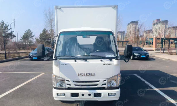Фургон изотермический на шасси ISUZU 4х2 дв 96 kw (фургон 3600х2100х1810) под категорию B - Изотермический грузовик: фото 1 Фургон изотермический на шасси ISUZU 4х2 дв 96 kw (фургон 3600х2100х1810) под категорию B - Изотермический грузовик: фото 1