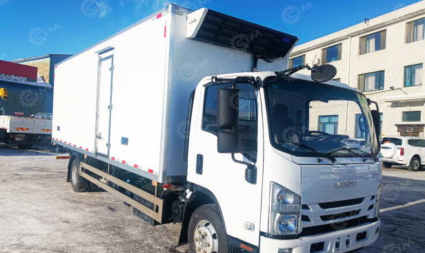 Рефрижератор Фургон рефрижератор на шасси ISUZU 4х2 дв 139kw гп  5 тонн (фургон 6880х2090х2070, холодильная: фото 1