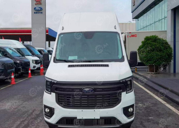 Грузовой цельнометалический фургон FORD ТRАNSIТ T8 АКПП, 3 места, средняя крыша, литые алюминие - Цельнометаллический фургон: фото 1 Грузовой цельнометалический фургон FORD ТRАNSIТ T8 АКПП, 3 места, средняя крыша, литые алюминие - Цельнометаллический фургон: фото 1