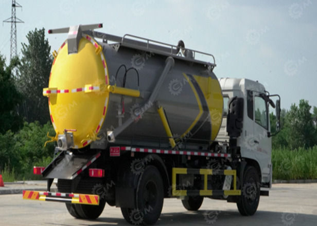 Илосос на шасси ISUZU 4x2 дв 139kw объем бочки 10м3 - Ассенизатор: фото 1 Илосос на шасси ISUZU 4x2 дв 139kw объем бочки 10м3 - Ассенизатор: фото 1