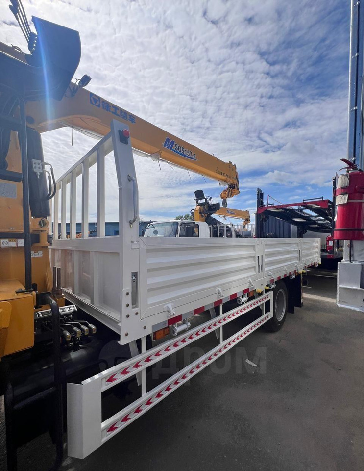 Новый Грузовик бортовой/ Платформа, Автоманипулятор Isuzu 700P: фото 8