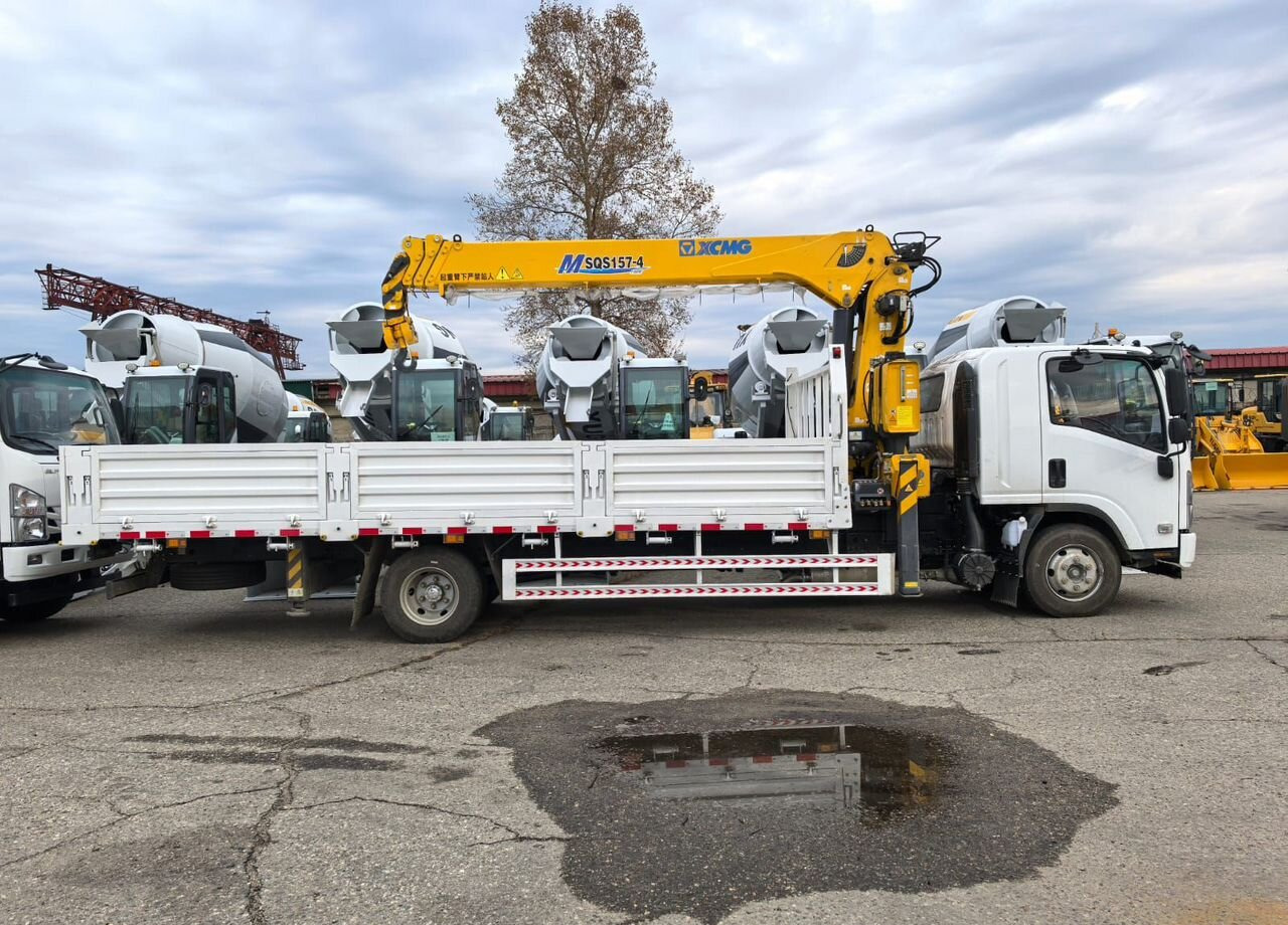 Isuzu Elf (N-series) - Грузовик бортовой/ Платформа, Автоманипулятор: фото 3 Isuzu Elf (N-series) - Грузовик бортовой/ Платформа, Автоманипулятор: фото 3