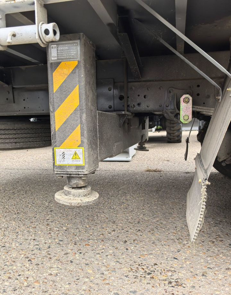 Новый Грузовик бортовой/ Платформа, Автоманипулятор Isuzu Elf (N-series): фото 13