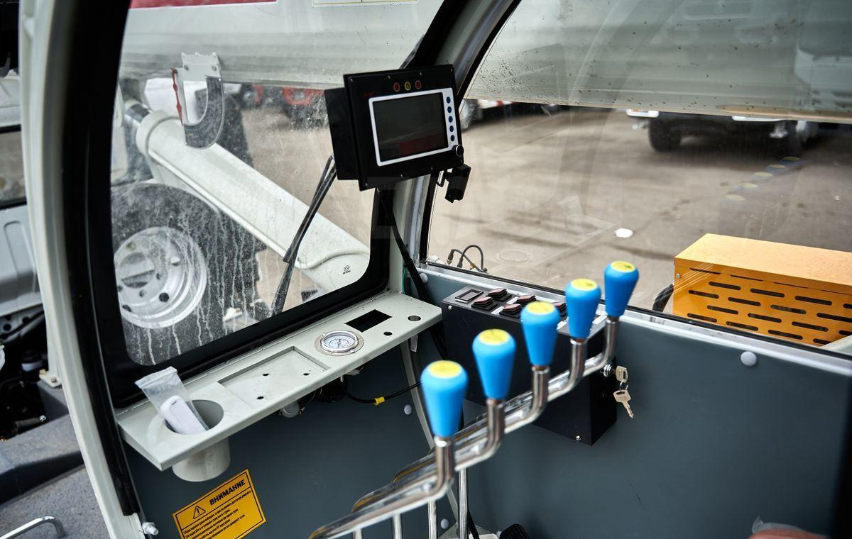 Новый Мобильный кран Isuzu Elf: фото 45