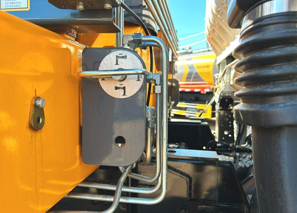 Новый Автоманипулятор Isuzu Elf: фото 20