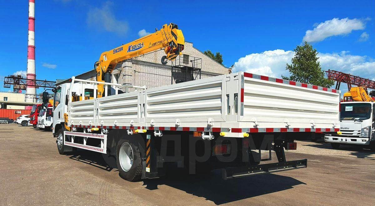 Isuzu Elf - Грузовик бортовой/ Платформа, Автоманипулятор: фото 4 Isuzu Elf - Грузовик бортовой/ Платформа, Автоманипулятор: фото 4