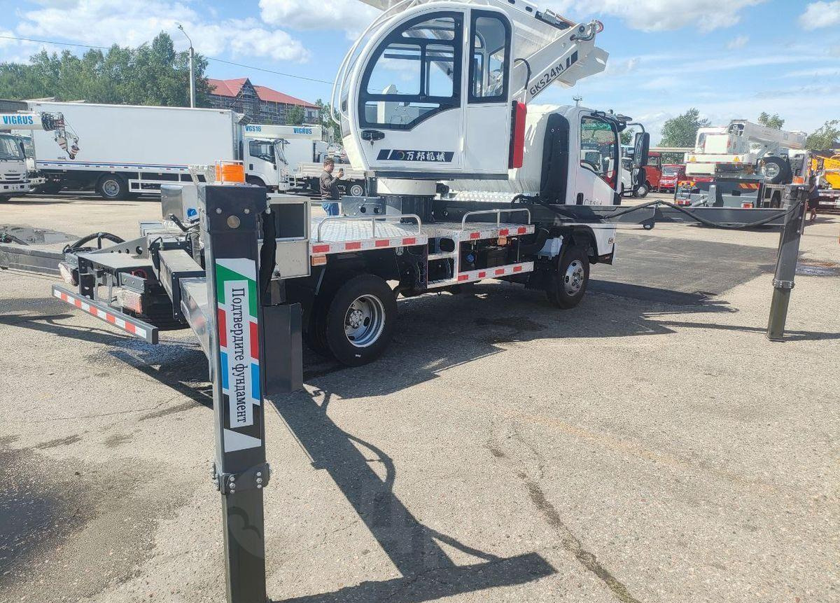 Новый Грузовик с подъемником Isuzu Elf: фото 16