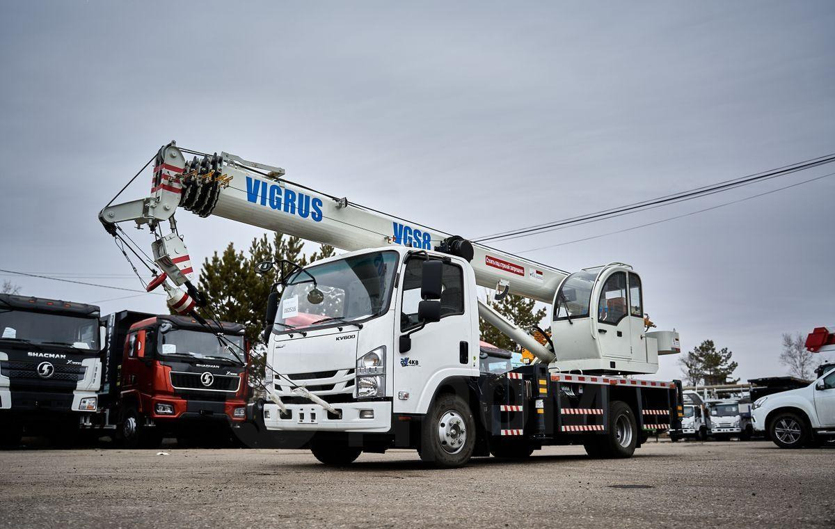 Isuzu Elf - Мобильный кран: фото 1 Isuzu Elf - Мобильный кран: фото 1