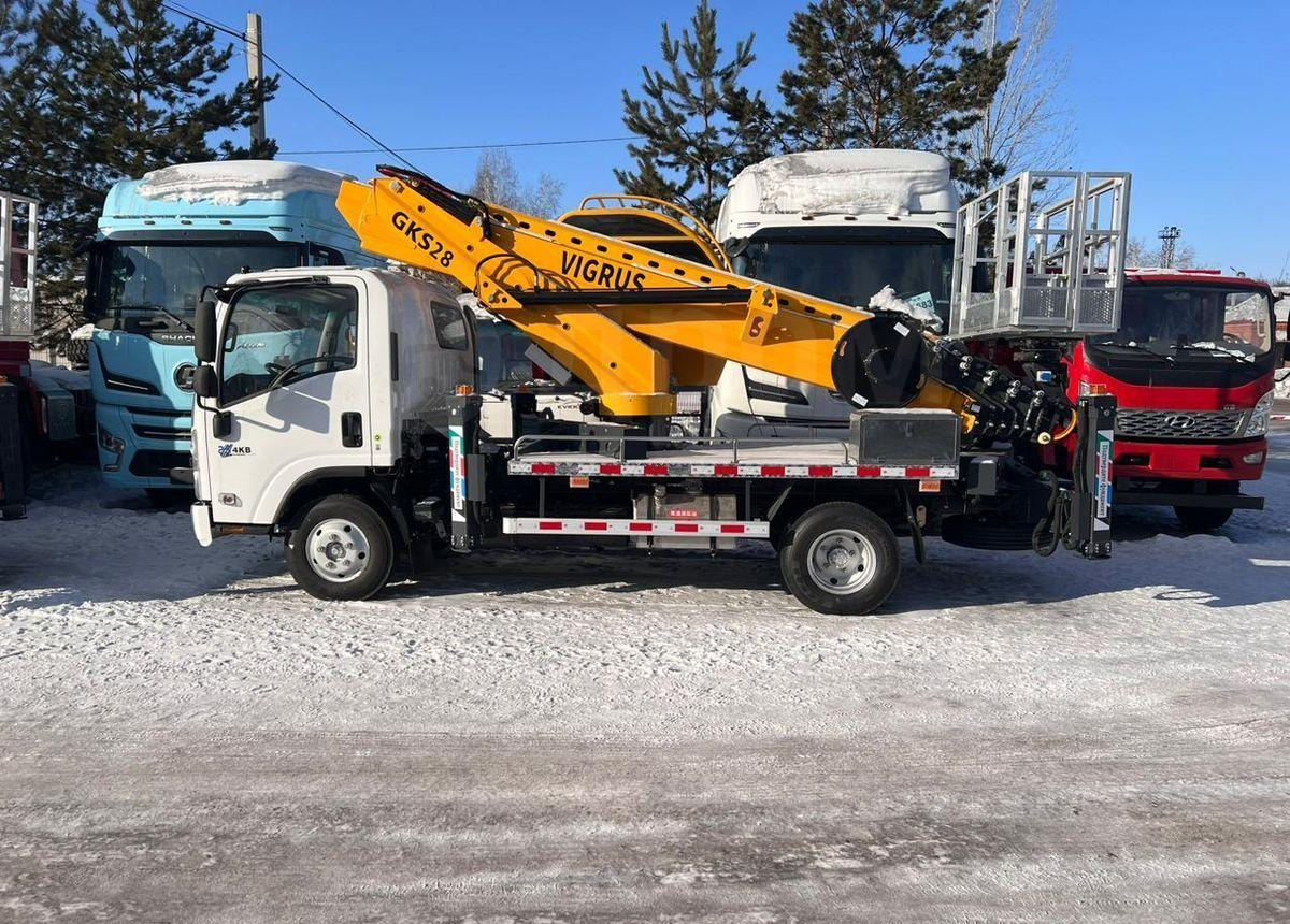 Новый Грузовик с подъемником Isuzu Elf: фото 7