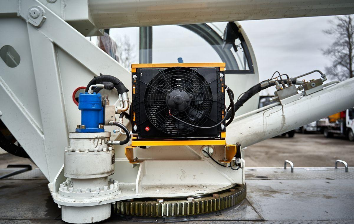 Новый Мобильный кран Isuzu Elf: фото 32