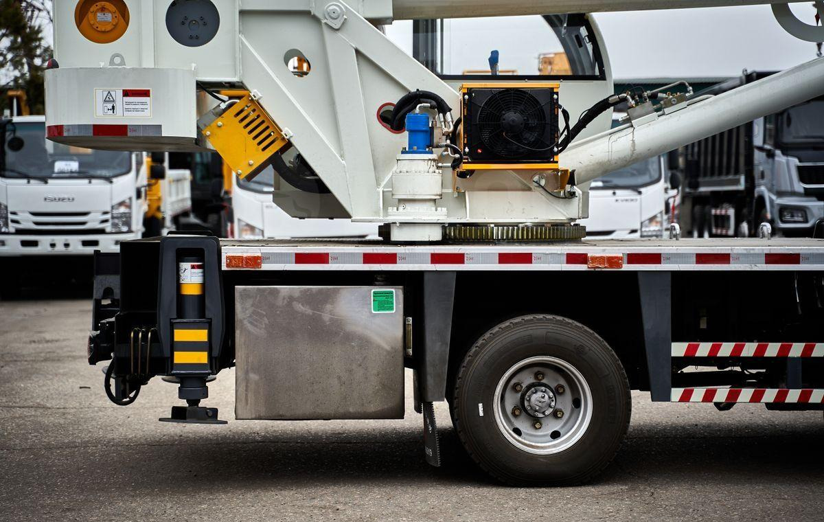 Новый Мобильный кран Isuzu Elf: фото 29