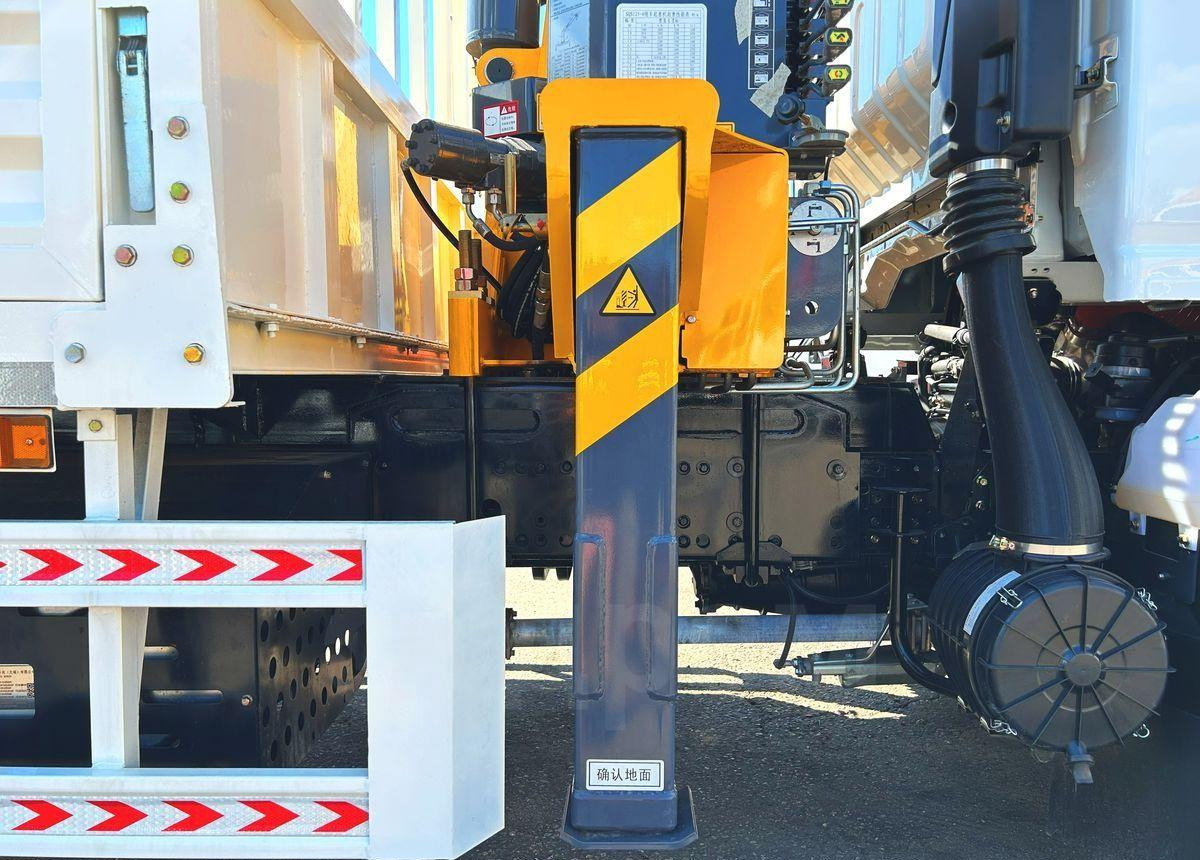 Новый Грузовик бортовой/ Платформа, Автоманипулятор Isuzu Elf: фото 21