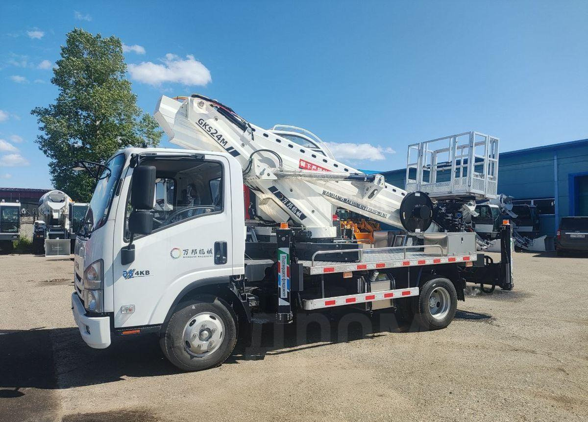 Isuzu Elf - Грузовик с подъемником: фото 5 Isuzu Elf - Грузовик с подъемником: фото 5