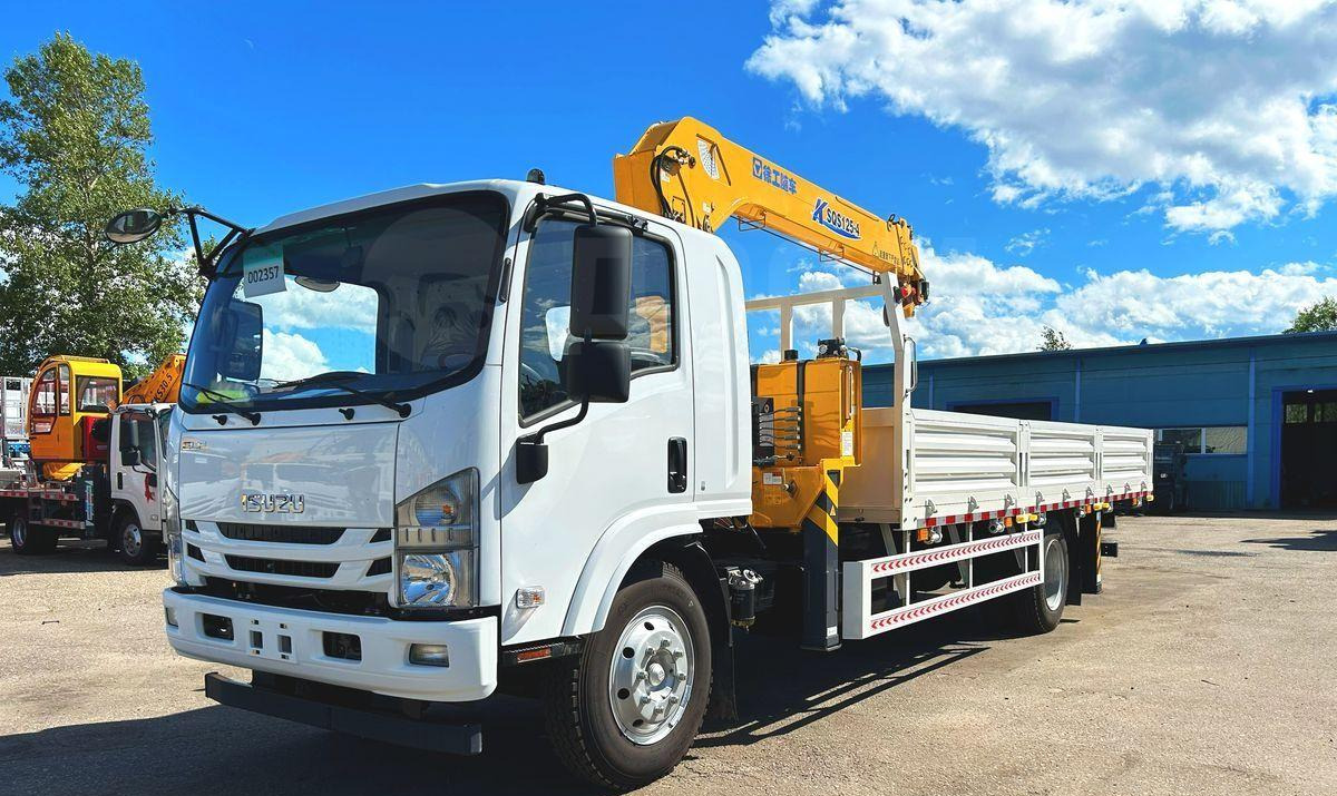 Isuzu Elf - Грузовик бортовой/ Платформа, Автоманипулятор: фото 3 Isuzu Elf - Грузовик бортовой/ Платформа, Автоманипулятор: фото 3