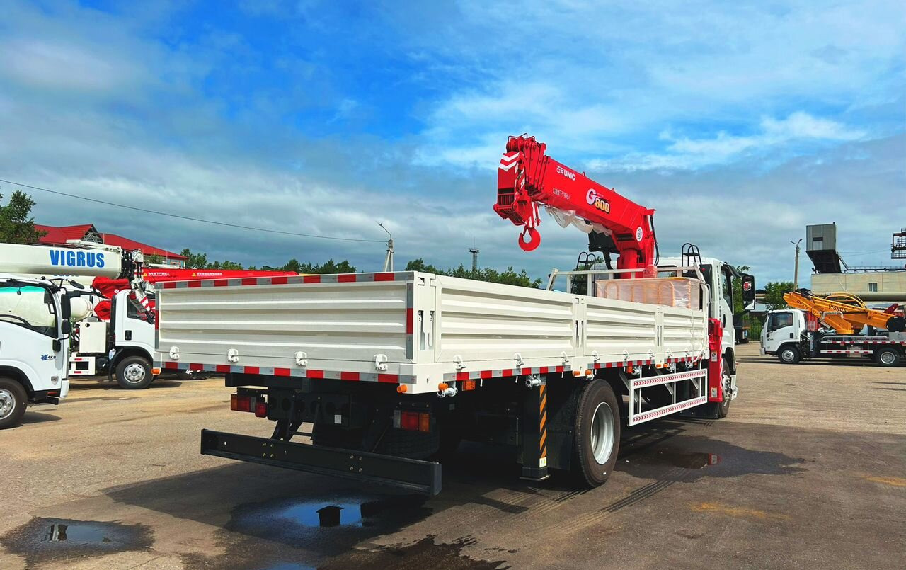 Isuzu Giga (C-series) - Грузовик бортовой/ Платформа, Автоманипулятор: фото 5 Isuzu Giga (C-series) - Грузовик бортовой/ Платформа, Автоманипулятор: фото 5