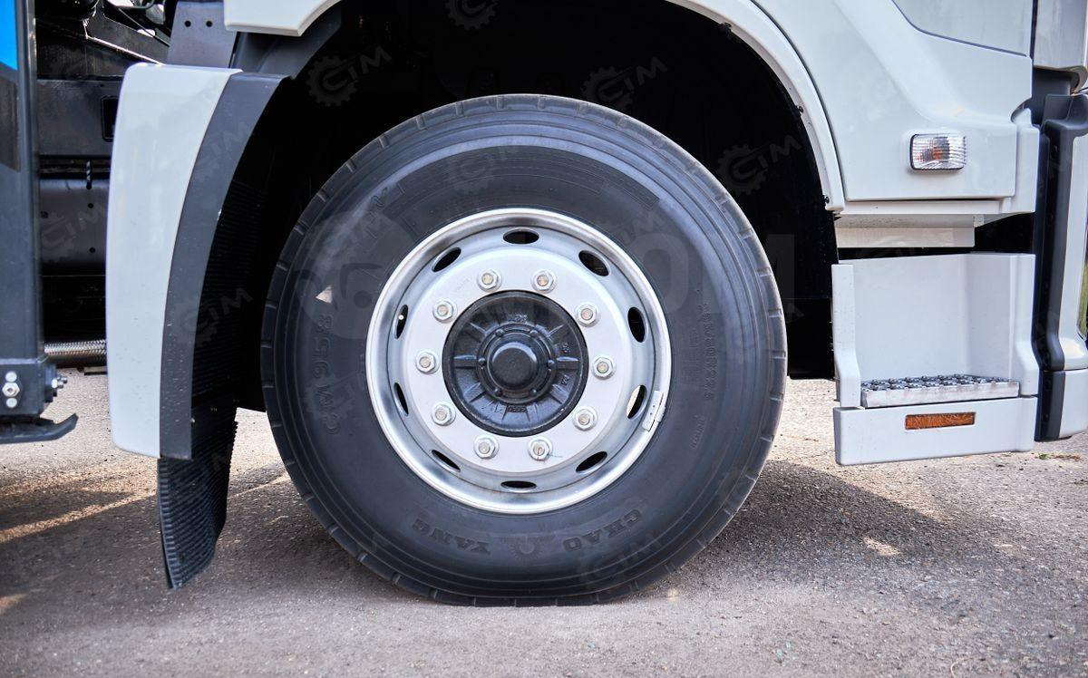 Новый Грузовик с подъемником Isuzu Giga: фото 33