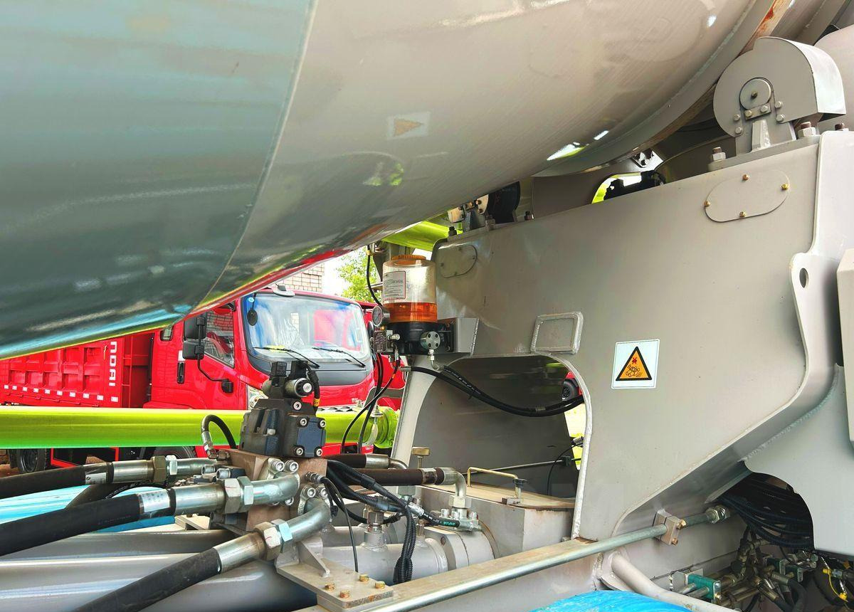 Новый Автобетоносмеситель Isuzu Giga: фото 10