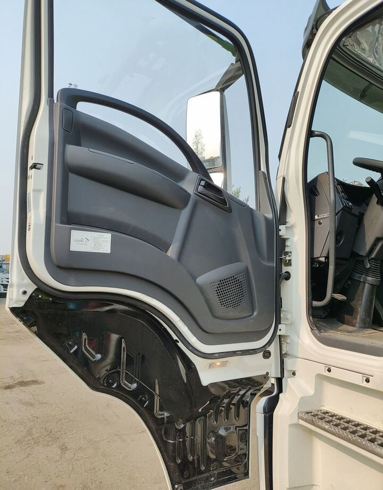 Новый Автобетононасос-смеситель Isuzu Giga: фото 8