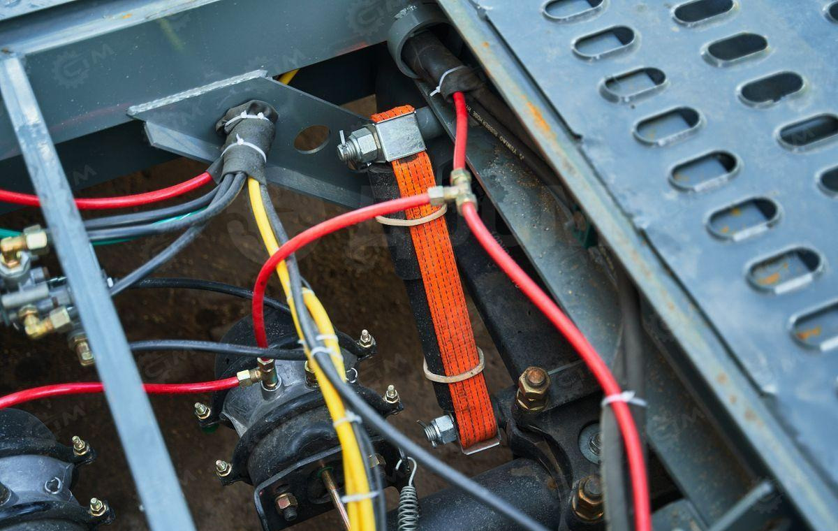 Luxuda LZC9407BG - Полуприцеп-автовоз: фото 5 Luxuda LZC9407BG - Полуприцеп-автовоз: фото 5