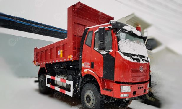 Самосвал ISUZU 4х2 дв 151kw гп 10 тонн кузов 4600х2200х1000 - Самосвал: фото 1 Самосвал ISUZU 4х2 дв 151kw гп 10 тонн кузов 4600х2200х1000 - Самосвал: фото 1