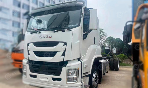 Шасси ISUZU 4х2 дв 151kw общая масса 18т колёсная база 4500 - Грузовик-шасси: фото 1 Шасси ISUZU 4х2 дв 151kw общая масса 18т колёсная база 4500 - Грузовик-шасси: фото 1