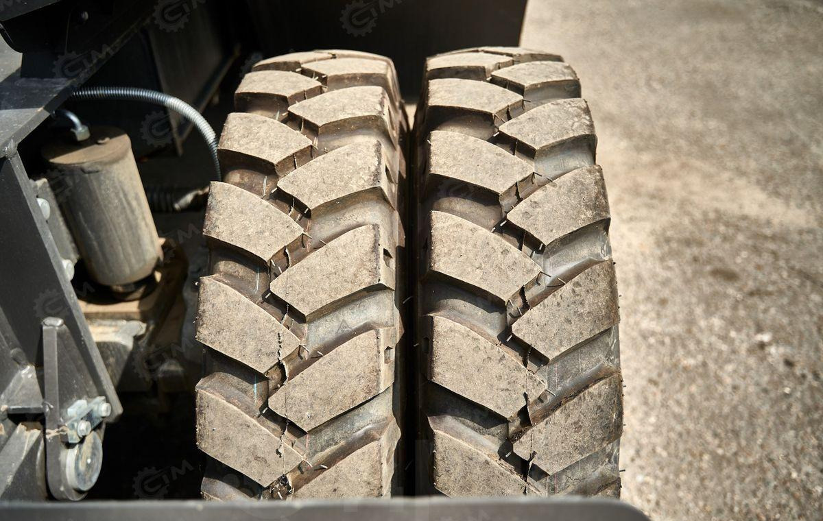 Новый Колёсный экскаватор Yugong YG160: фото 21 Новый Колёсный экскаватор Yugong YG160: фото 21