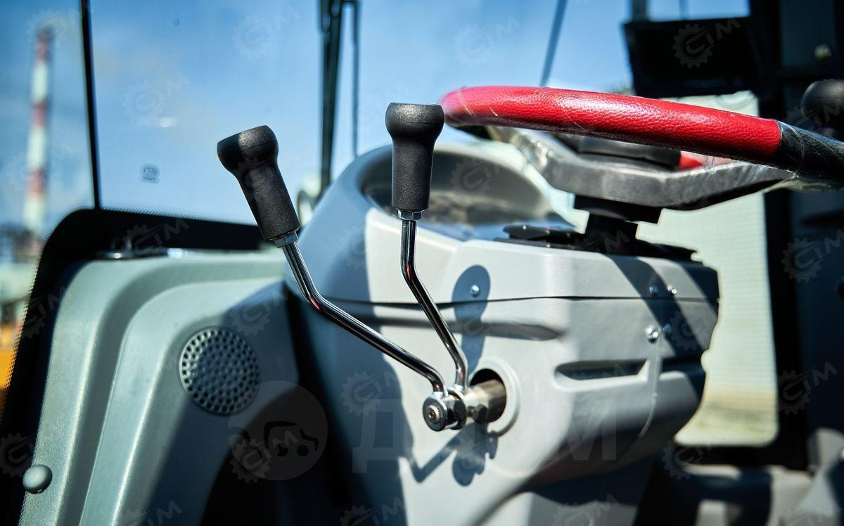 Новый Колёсный погрузчик Yugong ZL30: фото 36