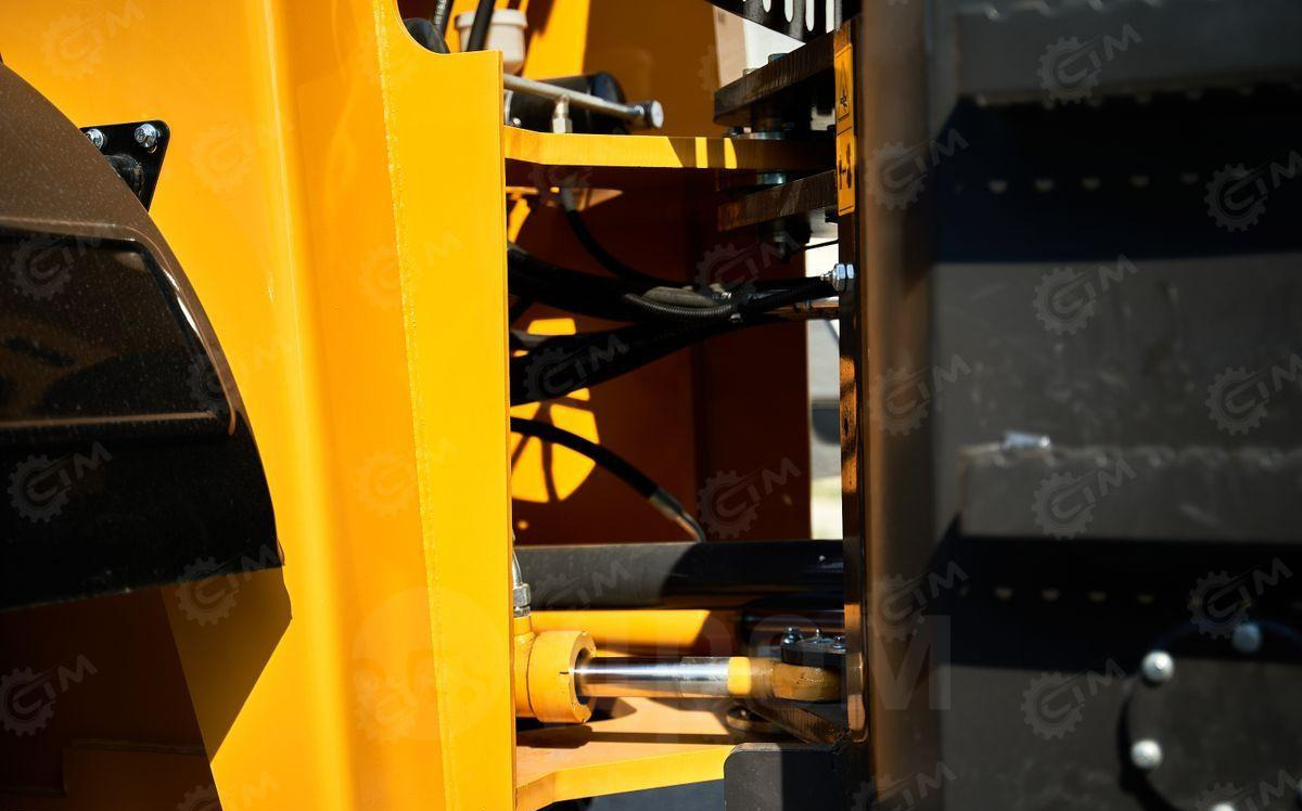 Новый Колёсный погрузчик Yugong ZL30: фото 26