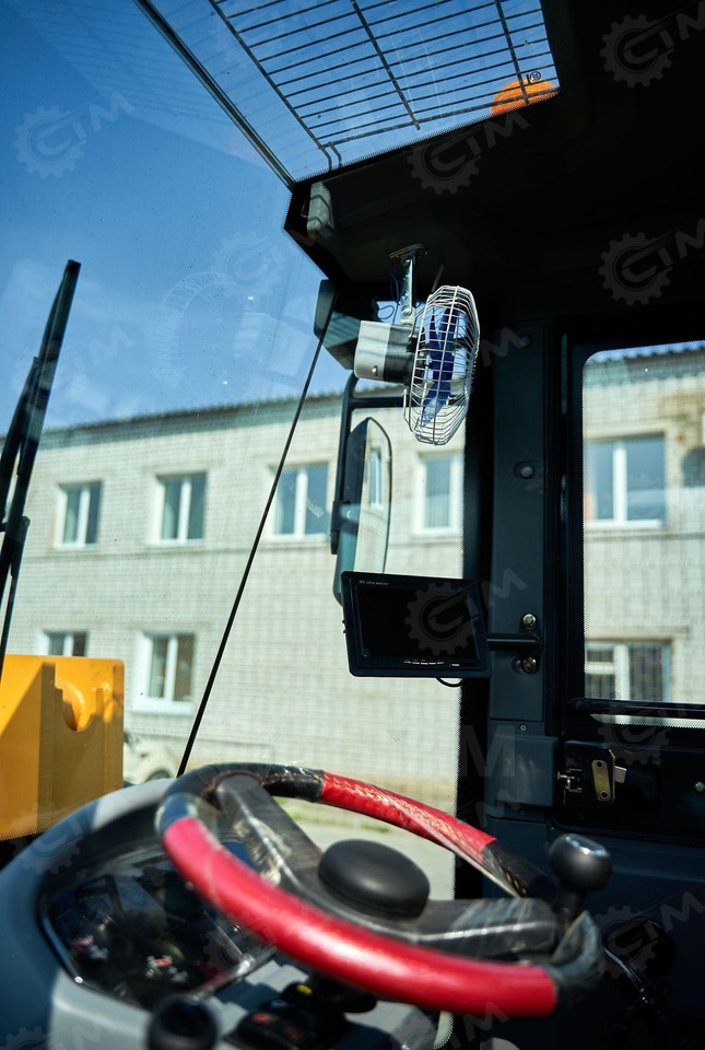 Новый Колёсный погрузчик Yugong ZL30: фото 6