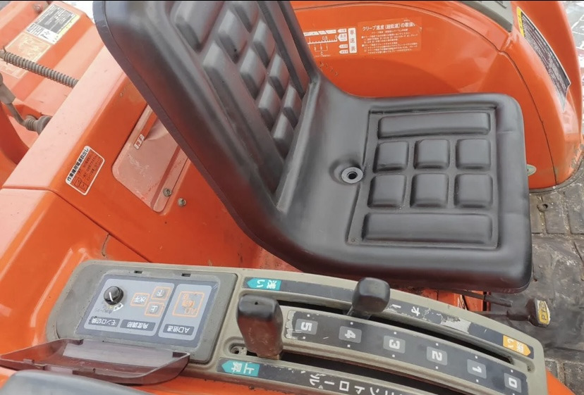 Кубота GT23 - Минитрактор: фото 4 Кубота GT23 - Минитрактор: фото 4