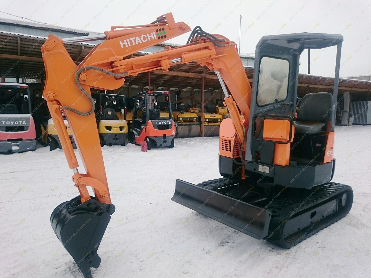 HITACHI EX30 - Строительная техника: фото 1 HITACHI EX30 - Строительная техника: фото 1