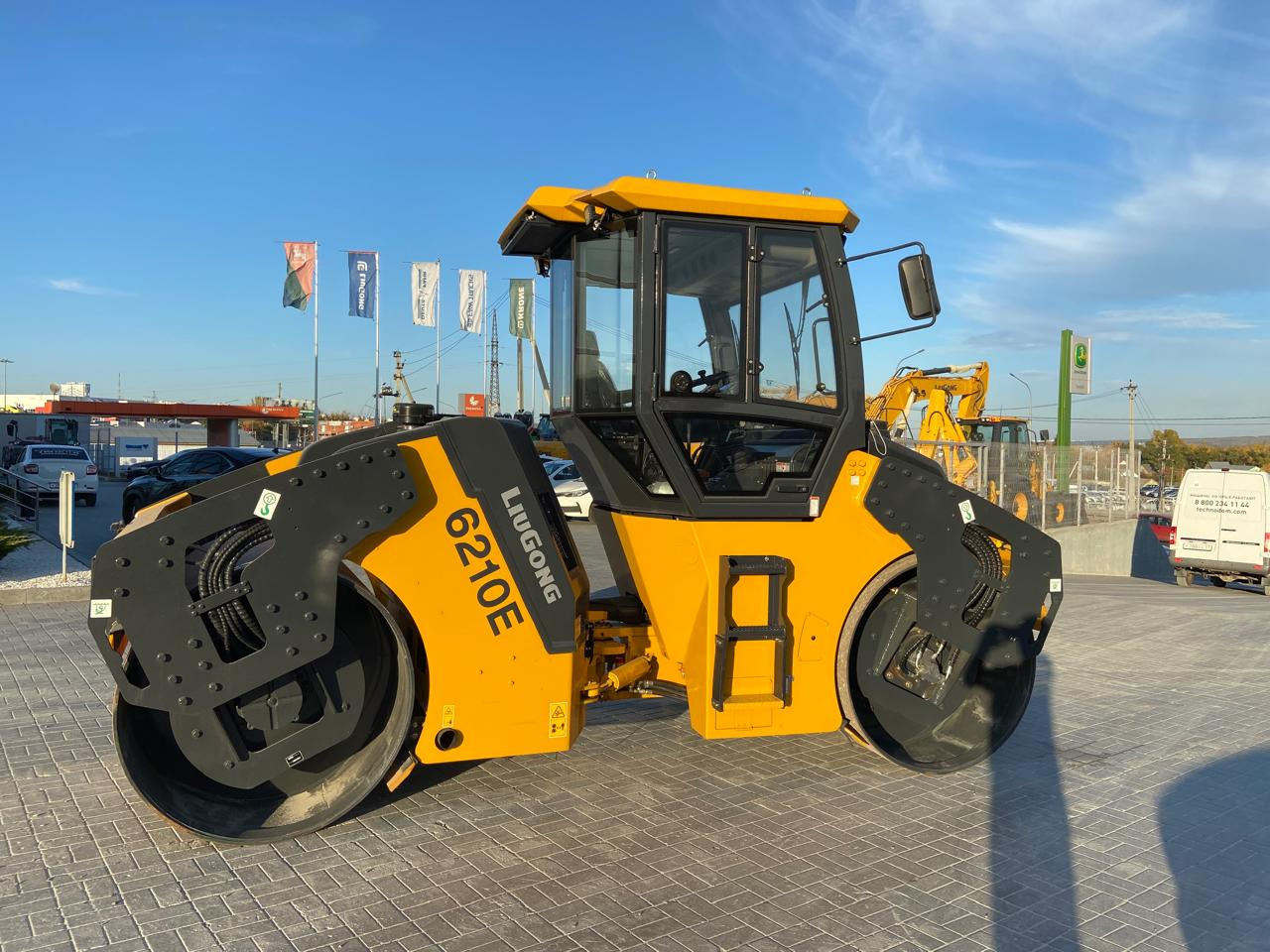 LiuGong CLG6210E - Дорожный каток: фото 3 LiuGong CLG6210E - Дорожный каток: фото 3